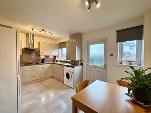 Photo 1- click for photo gallery